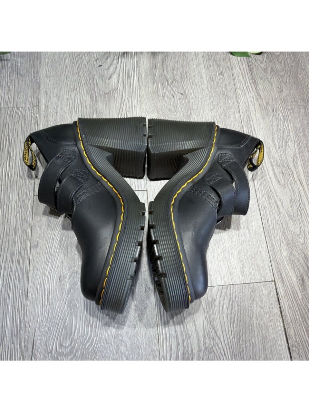 Dr. Martens Eviee Sendal Sendal Black Leather Heeled Mary Jane Shoes Women's 5 - Picture 9 of 10